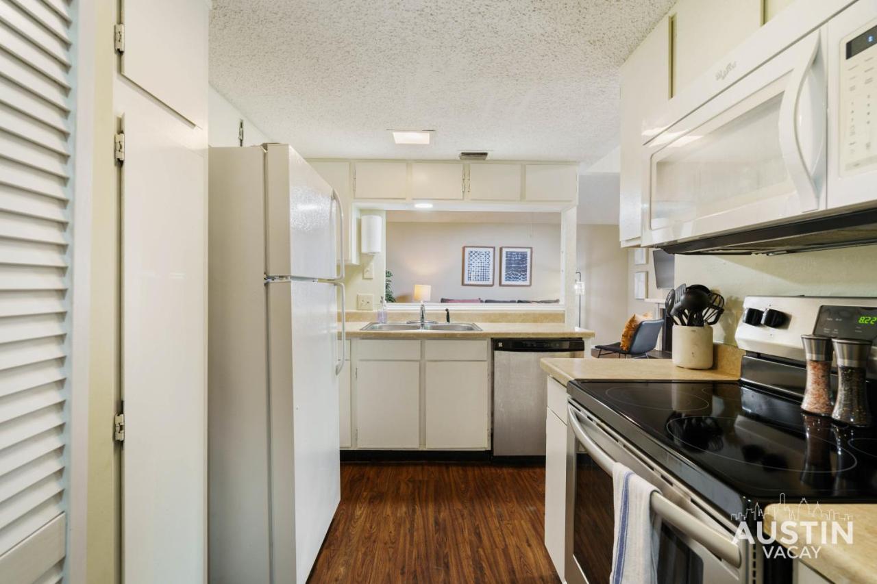 Spacious Atx Apt With Private Deck And All Essentials Austin Exterior foto